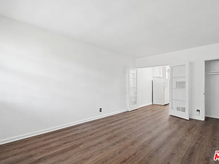 4010 Los Feliz Blvd #7 — Photo 2