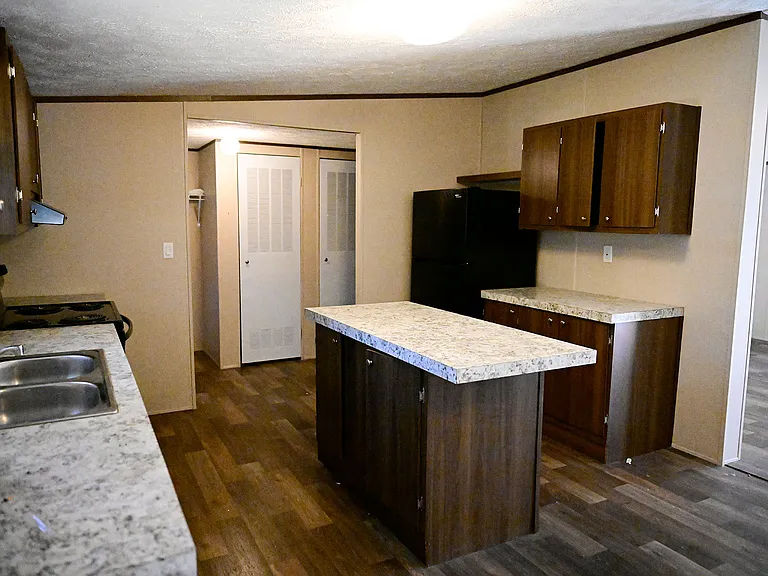909 Pine Eagle Ln — Photo 12