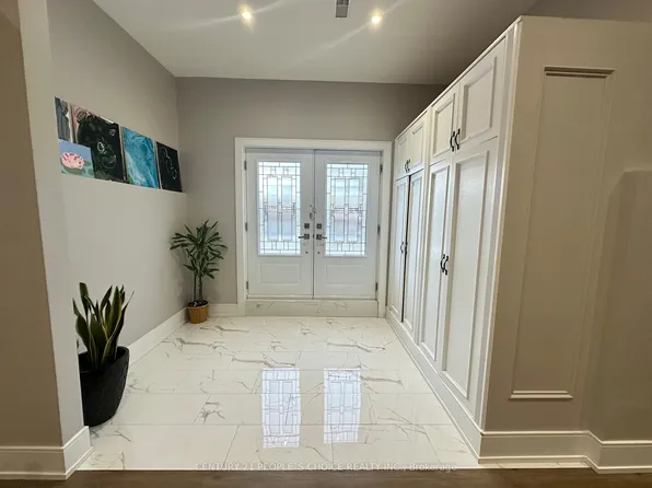 171 Cornelius Pkwy #Basement, Toronto, ON M6L 2K8