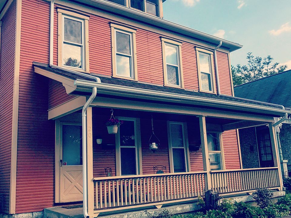 1st image of 18 Bradford St