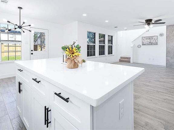 3rd image of 21810 Aspen Mist Lane