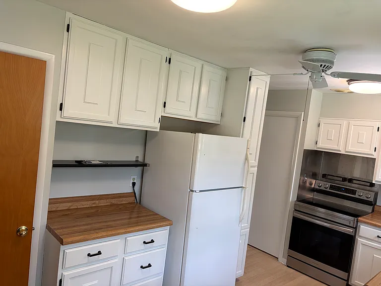 5929 Cullen Dr — Photo 8