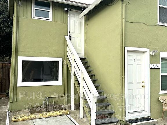 2nd image of 373 Richmond Ave #2-373-1/2