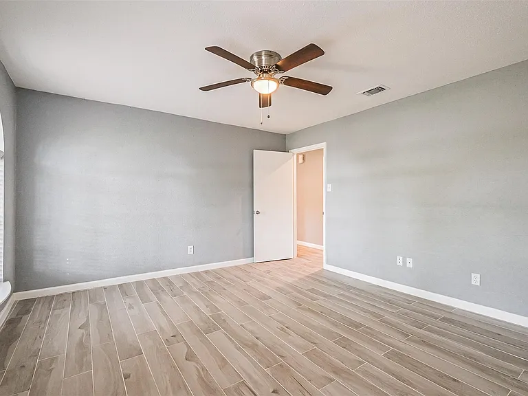 4319 Pine Meadow Dr — Photo 14