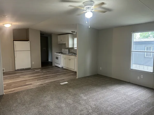 3000 Tuttle Creek Blvd Lot 305, Manhattan, KS 66502