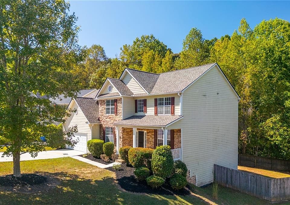 1st image of 775 Ambrose Ln