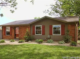 8211 Chickering Way, Louisville, KY 40228