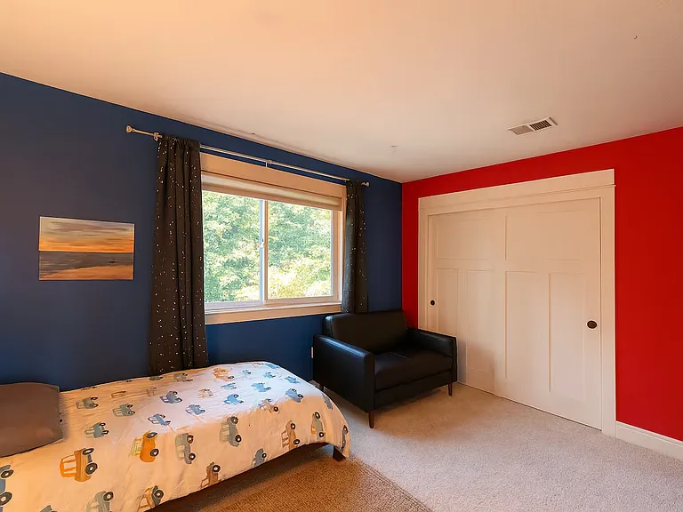 335 Barrow Ct — Photo 14