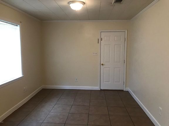 5th image of 4703 Bel Meade Cir