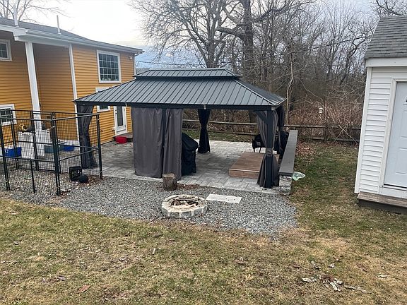 4th image of 41 Jean St
