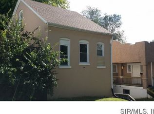 216 N 5th St, Belleville, IL 62220