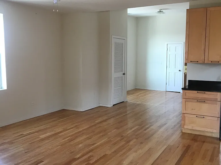 1538 N Western Ave #3 — Photo 5