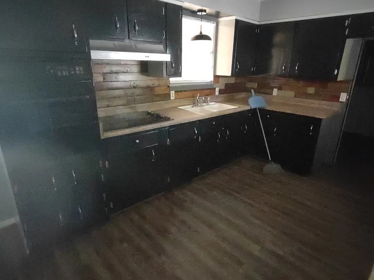 1400 Remington St — Photo 15