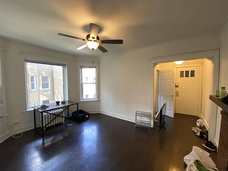915 W Cornelia Ave #1A — Photo 11