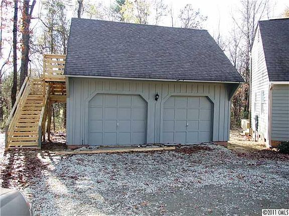 3rd image of 6728 Providence Ln W