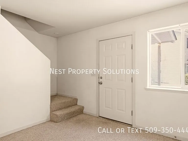1818 W Crouse St #1 — Photo 5