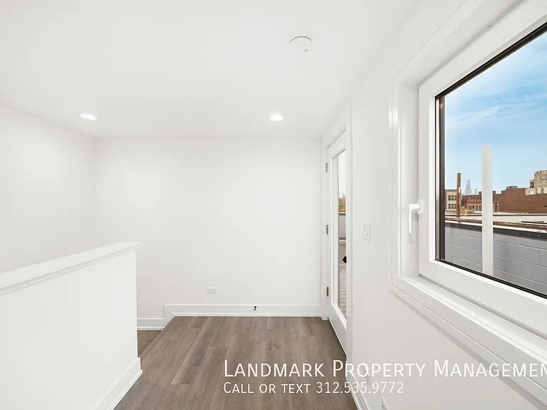 1545 N Artesian Ave #3 — Photo 15