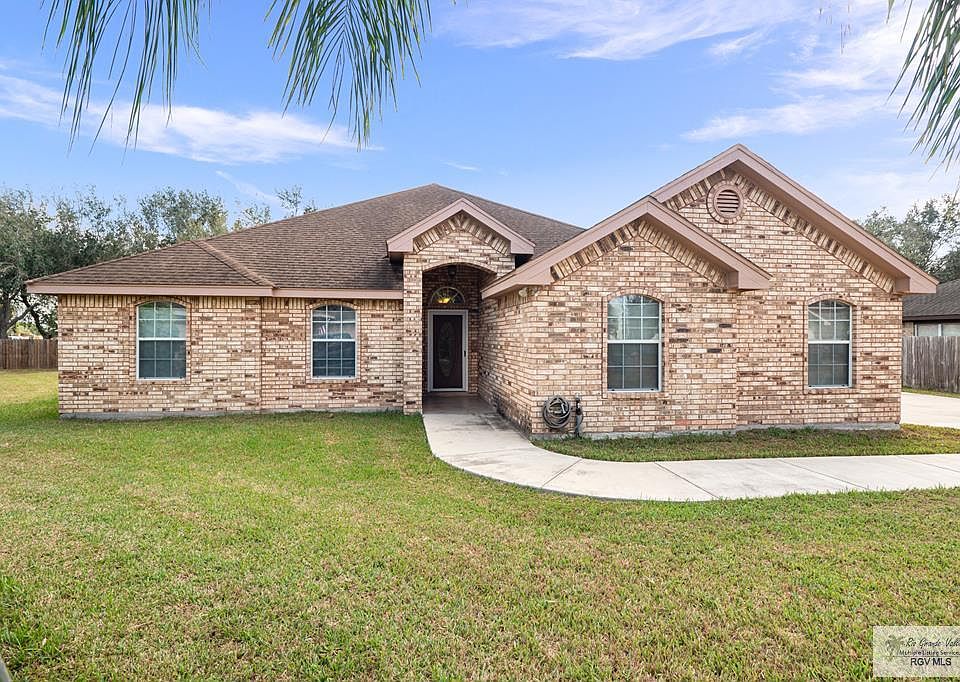 1st image of 2206 E Gartuck Cir