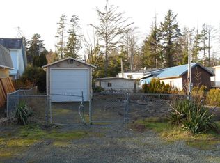 937 S Harbor St, Rockaway Beach, OR