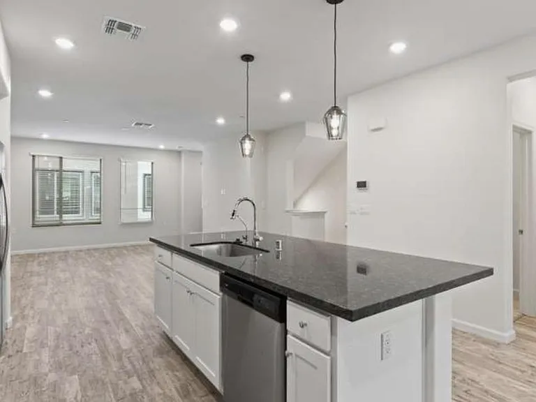 25296 Villager Ln — Photo 4