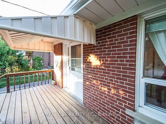 4th image of 375 Neal Dr