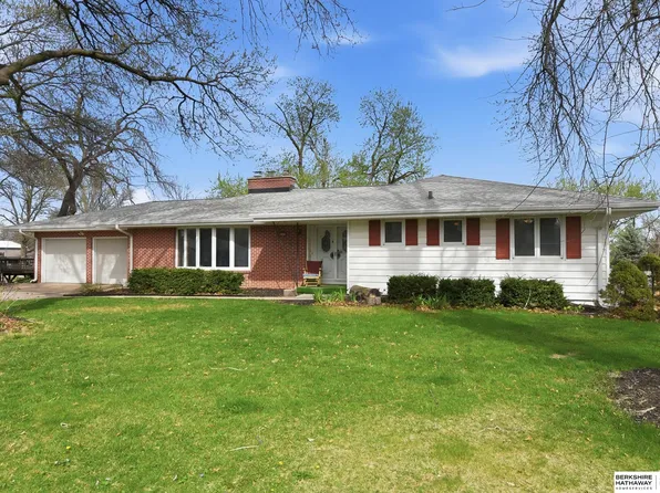 2117 S 113th St, Omaha, NE 68144