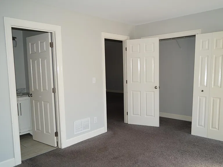 979 Jairus Dr — Photo 15