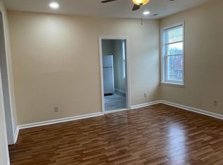 301 N Dupont Rd APT 3, Wilmington, DE 19804