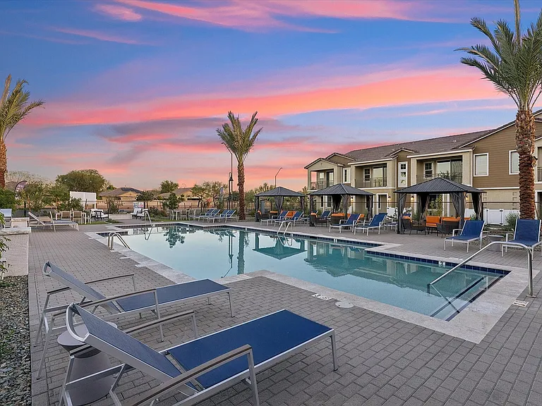 Rev3 at Encanto West