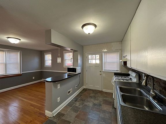 4th image of 5006 Lindsay Rd