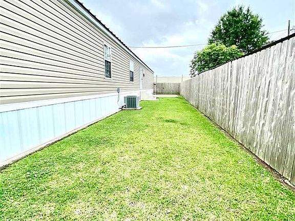 4th image of 108 Mobile Estates Dr