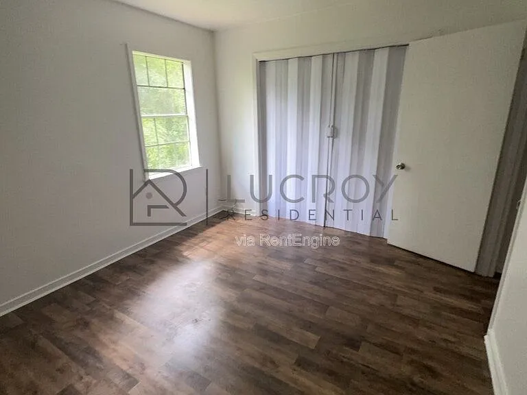 2136 East Dr — Photo 10