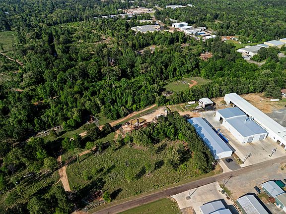 5th image of Cherokee Trce