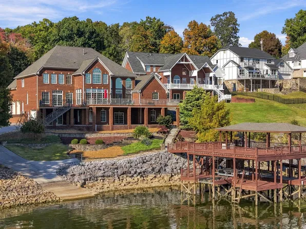 12004 Oak Cove Ln, Soddy Daisy, TN 37379