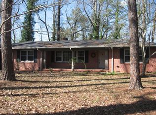 410 Forest Glen Rd, Columbus, MS 39705