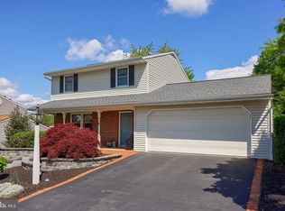 1293 Hereford Dr, Columbia, PA 17512