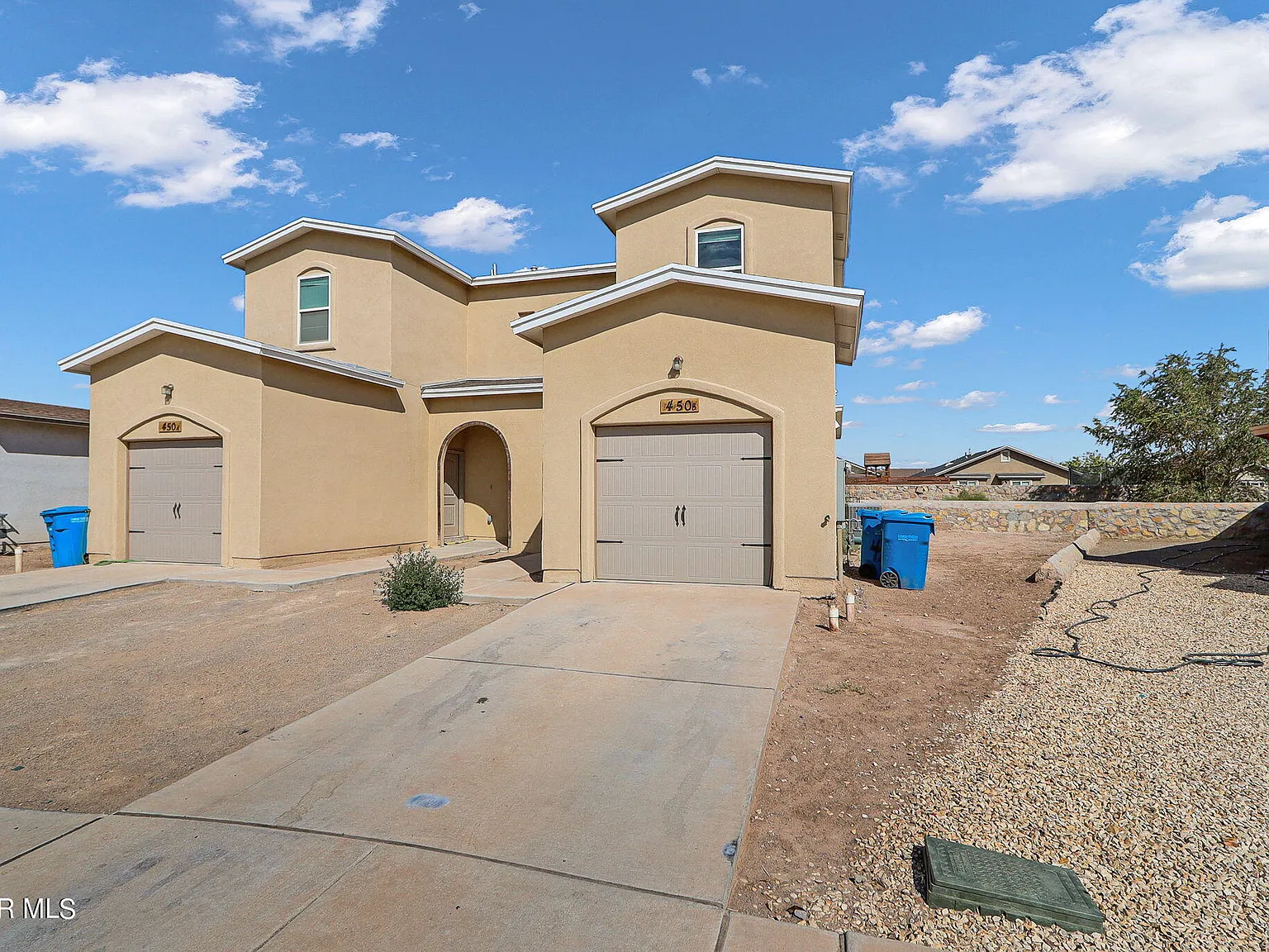 4 bed, 2.5 bath, 1520 sqft, $1,600 — Photo 2