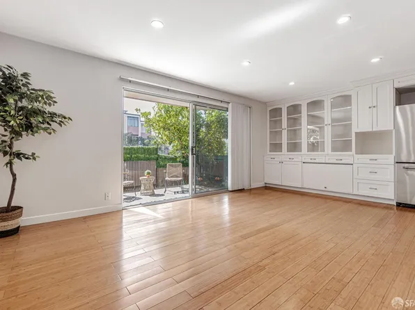 15 Western Shore Ln APT 2, San Francisco, CA 94115