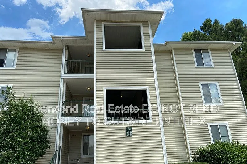 3355 Galleria Dr #30