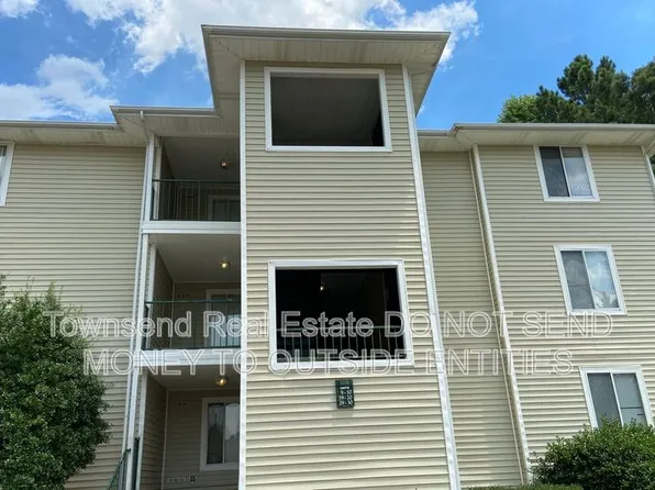 3355 Galleria Dr Unit 30, Fayetteville, NC 28303