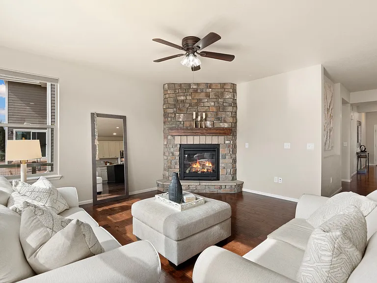 2270 Vermillion Creek Dr — Photo 4
