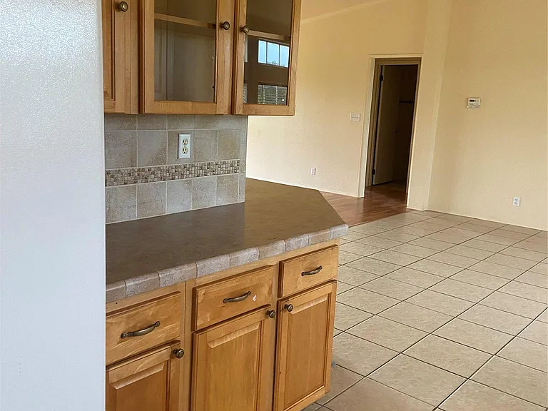 480 Private Road 948 — Photo 4