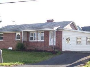 300 6th St, Lewistown, PA 17044