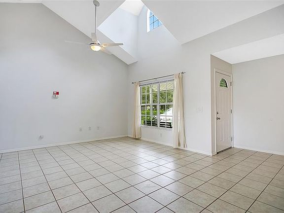 5th image of 6432 Sleepy Hollow Dr