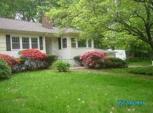 45 Lemon Ct, Fairfield, CT 06825