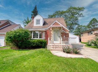 8242 N Osceola Ave, Niles, IL 60714
