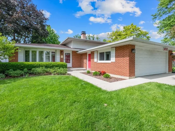 1032 Lakewood Dr, Bartlett, IL 60103
