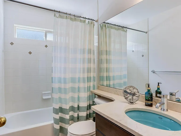 22503 NE 98th Pl — Photo 25