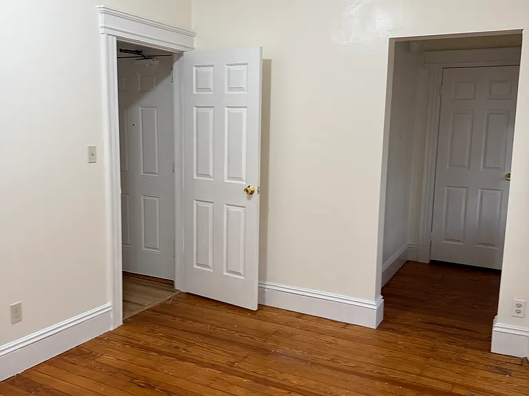 15 E Clay Ave #2 — Photo 9