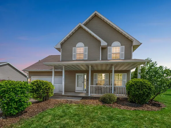 275 Fort Dr, Neenah, WI 54956
